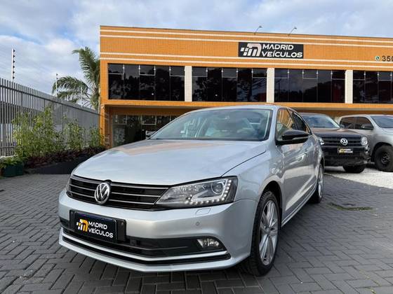 VOLKSWAGEN JETTA 2.0 TSI HIGHLINE 211CV GASOLINA 4P TIPTRONIC